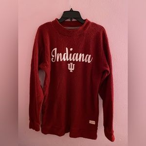 IU Womens Large Long Sleeve